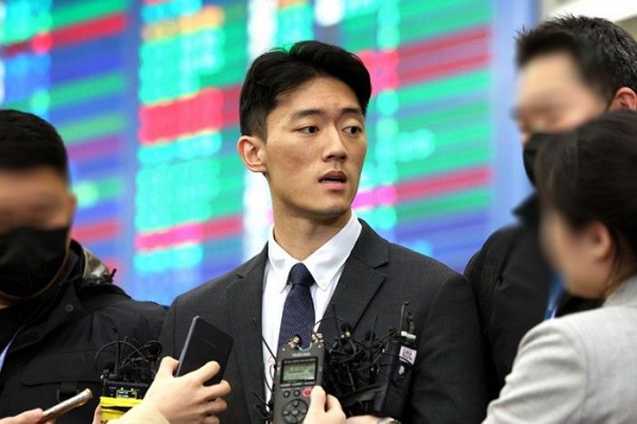 “할아버지 대머리인데 탈모약 먹냐?” 누리꾼 질문에 전두환 손자가 남긴 대답