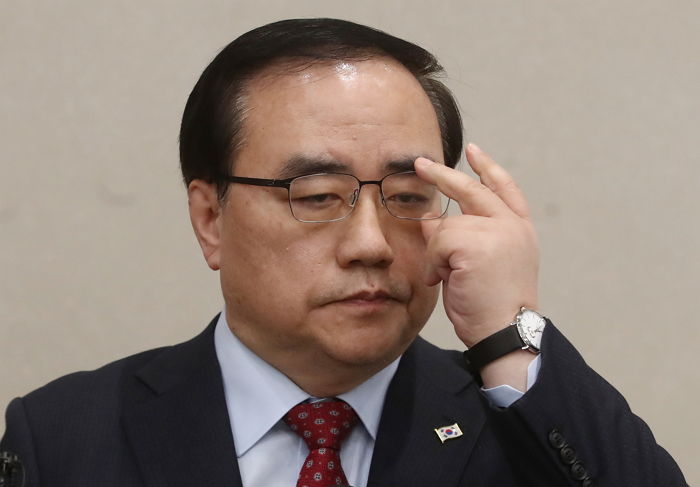 미국이 ‘블핑’ 공연 7차례 요청했는데 尹 대통령에게 보고 안해 쫓겨난 초등학교 동창