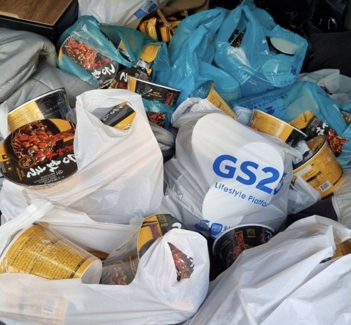 “맘카페서도 난리”...아는 사람만 싹 쓸어간 ‘GS 편의점’ 공화춘