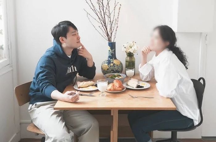 연애하는지도 몰랐던 인기 유튜버, 깜짝 결혼 발표...“혼인신고 하고 왔어요” (+편지)