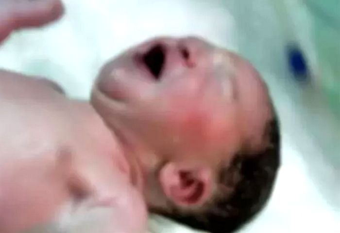 신생아 귀 찢은 간호조무사...알고보니 ‘신생아 낙상 사고’ 숨겼던 산후조리원이었다