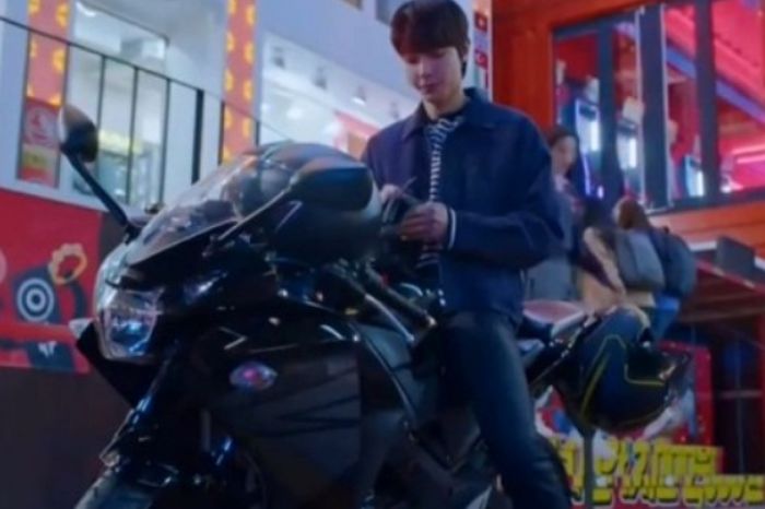 번호판 뒤에 있어 단속 어려운 오토바이, 이제 ‘앞’에 장착할 수도 있다