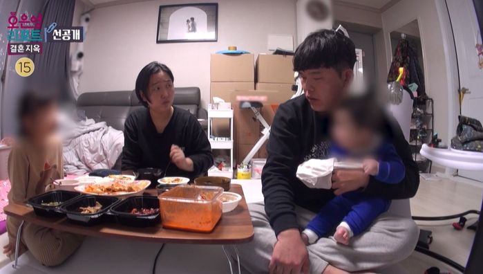 “엄마가 다른 남자랑 결혼할 수 있었는데..” 매일 싸우는 부모 보며 미안해하는 9살 딸