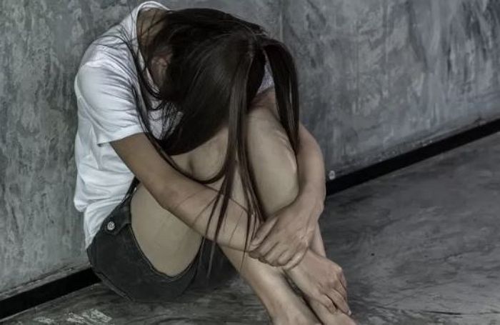 “우울증 있는 여자만 노린다”...디시판 n번방이라는 ‘우울증갤러리’의 실체