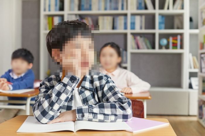 전북 한 초등학교 홈페이지에 ‘성인 사이트’ 링크가...학교, 완전 난리 났다