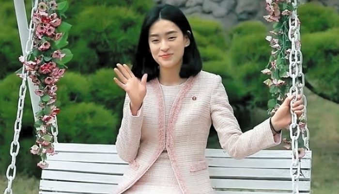 “중국인인 줄”...한국 전통 음식 김치를 ‘파오차이’라 설명하는 북한 유튜버