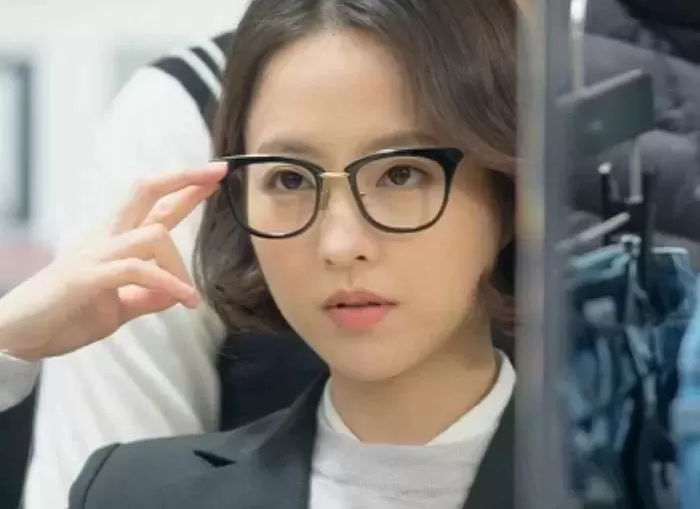 20개의 네모 중 다른 색상 네모 1개 찾아내면 당신은 ‘색감 천재’ (+테스트 7개)