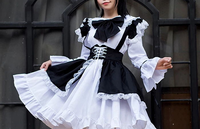 개업하자마자 인기 폭발한 ‘메이드 카페’, 한 달 만에 돌연 폐업한 이유