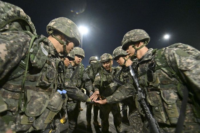 한미 장병들 16kg 군장 메고 19km 행군 대결 펼쳤다...1위는?