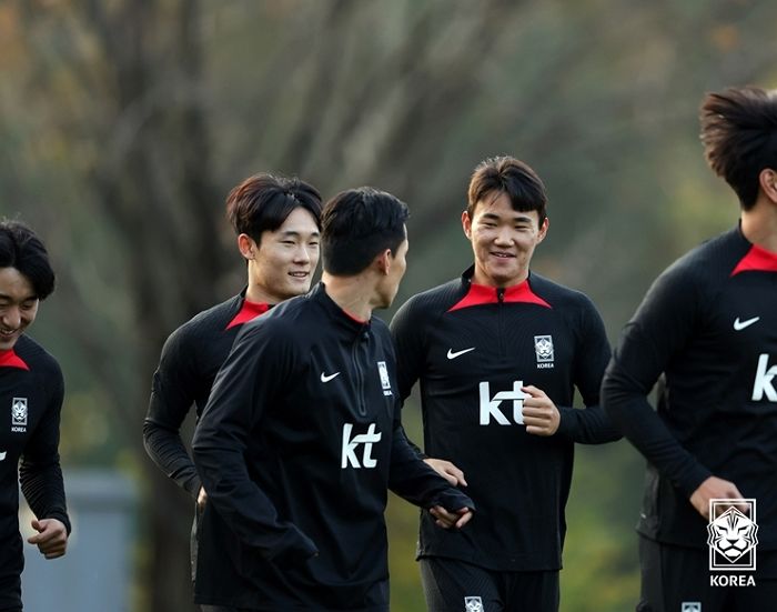 아시안게임 축구대표팀 ‘황선홍호’ 15일부터 소집 훈련...소집 명단 공개