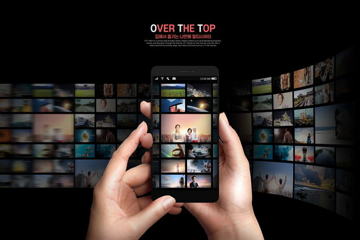 넷플릭스 검색창에 시크릿 코드 ‘7424’ 누르면 일어나는 일...숨은 꿀기능 알려드려요