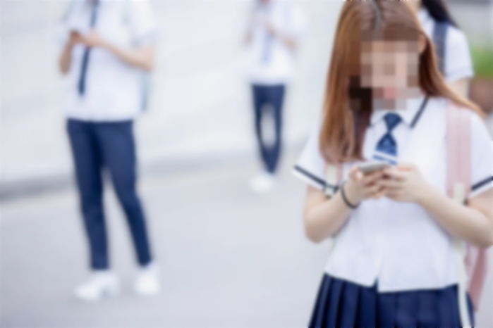 미성년자 때 원조교제로 만난 남성에게 9억 받고 증여세 5억 폭탄 떨어지자 소송 건 여성