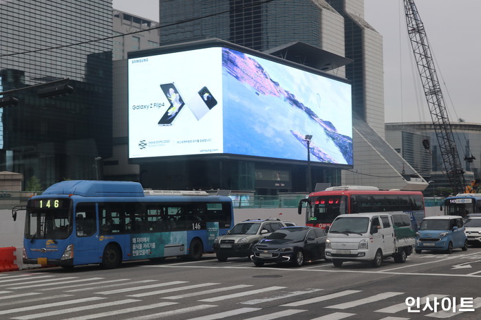 코엑스 촬영 중 지나가는 행인에게 “빠가야” 막말한 드라마 스태프