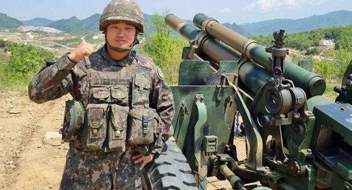 “마지막 훈련 하고 가겠다”며 자진해 전역 36일 연기한 육군 병장