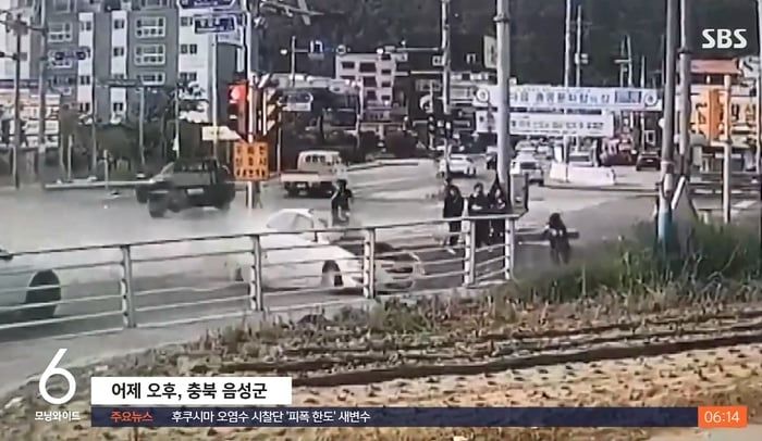 70대가 몰던 승용차 인도로 돌진해 여학생들 덮쳐...여중생 사망·여고생 중상
