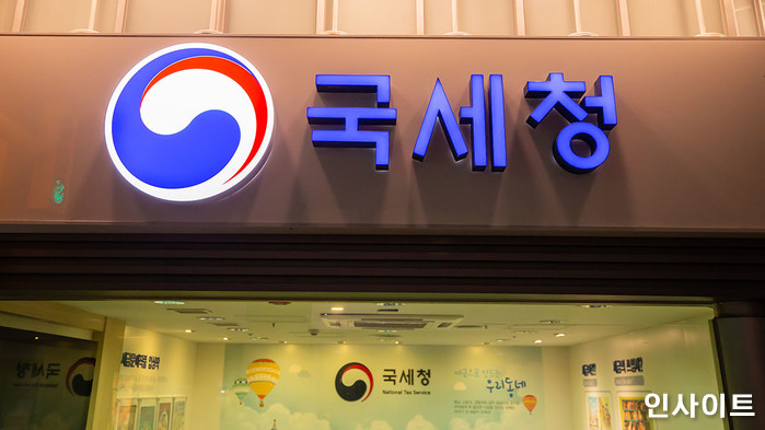 세금 안 내고 도망 다니는 와중에 산 로또 1등 당첨된 고액 체납자...이런 최후 맞았다