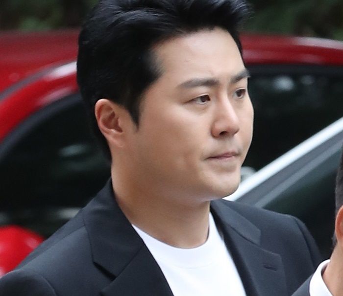 술 마시고 운전자 바꿔치기한 이루, “모친 치매”라며 선처 호소