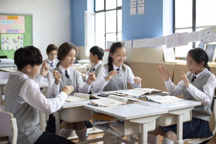 “엄마, 학교에서 삼성폰 쓰는 사람 나뿐이야”...설마 했던 아이폰 선호 현상, 진짜였다