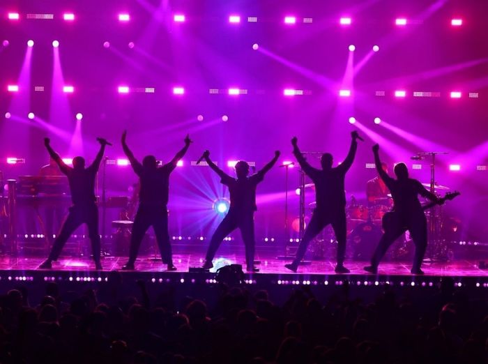 “브루노 마스 콘서트 다녀왔는데, 환불 받고 싶어요”...사진 본 누리꾼들, 고개 끄덕였다 (ft. 벽뷰)