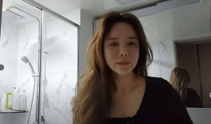 ‘생방송 중 극단선택’ BJ 임블리 끝내 사망...추모 메시지 이어지고 있다