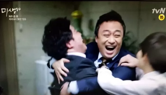 직원이 ‘셋째’ 낳으면 조건 없이 승진 시켜주는 ‘애국’ 기업 (+정체)