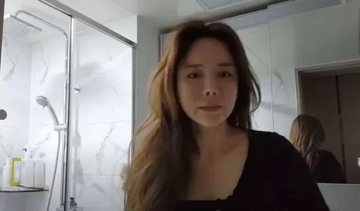 “생때같은 내 새끼가”...BJ 임블리 장례식에서 오열한 엄마