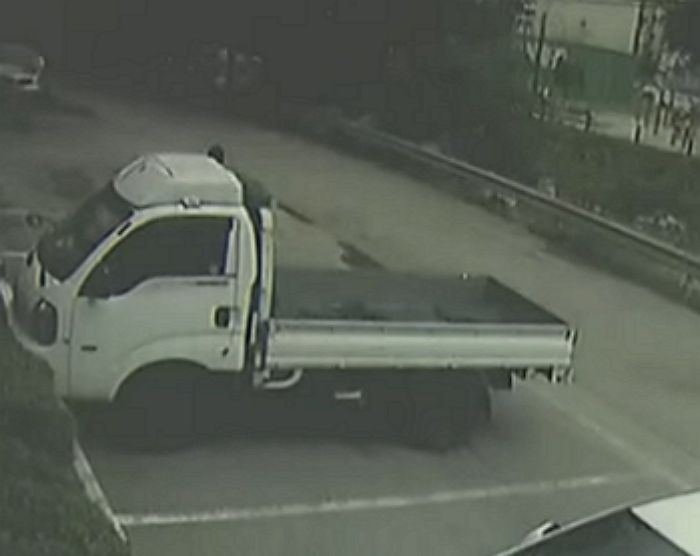 주차시비 끝에 101cm 일본도 휘둘러 이웃 죽인 70대 남성, 알고 보니 ‘무술인’이었다