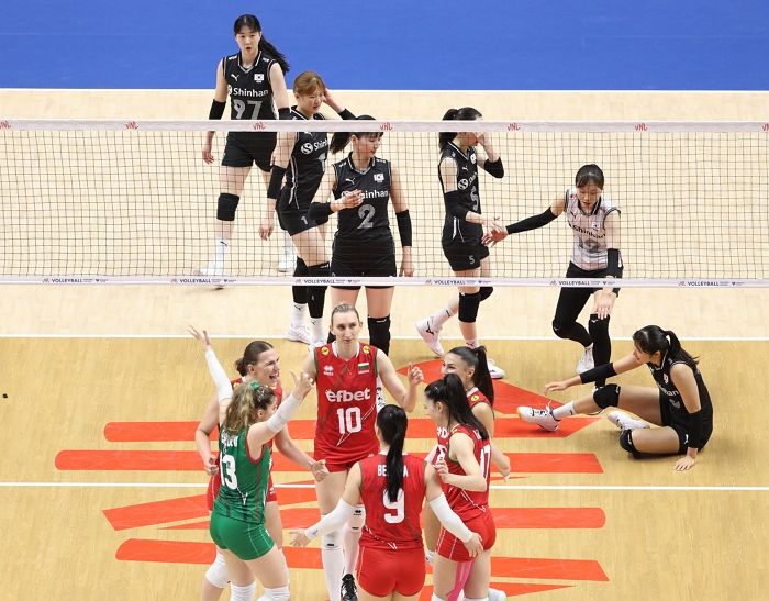 21연패 수렁에 빠진 대한민국 여자배구 대표팀...“부끄럽다, 국내서 안일하게 운동했다”