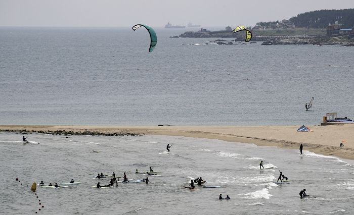 울산해수욕장 개장 첫날...레저축제서 20대 안전요원 의식 잃고 사망
