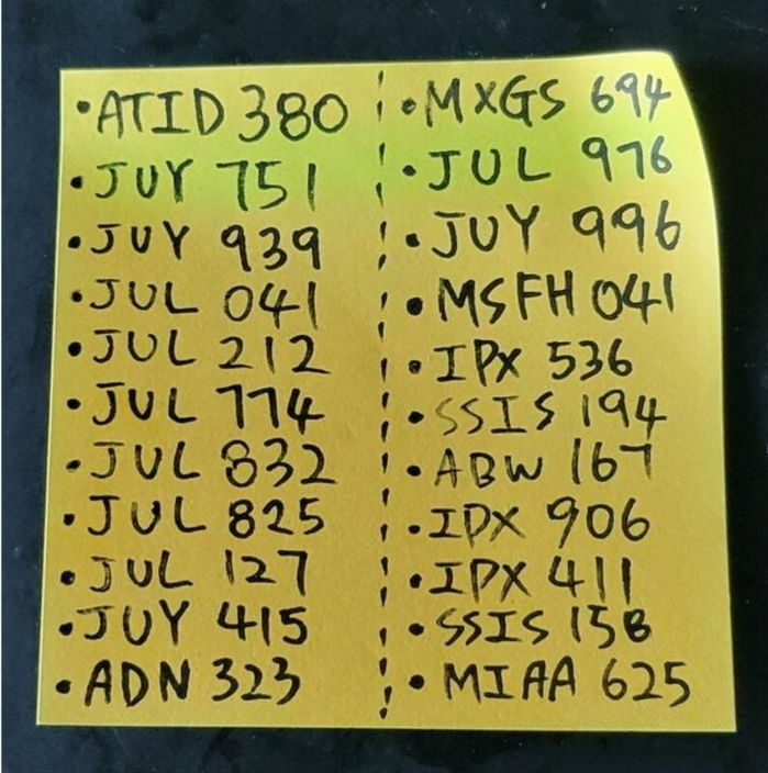 남학생 필통에서 ‘커닝 페이퍼’ 나왔다 보고한 여강사, 학원 원장님은 조용히 웃기만 했다 (+이유)