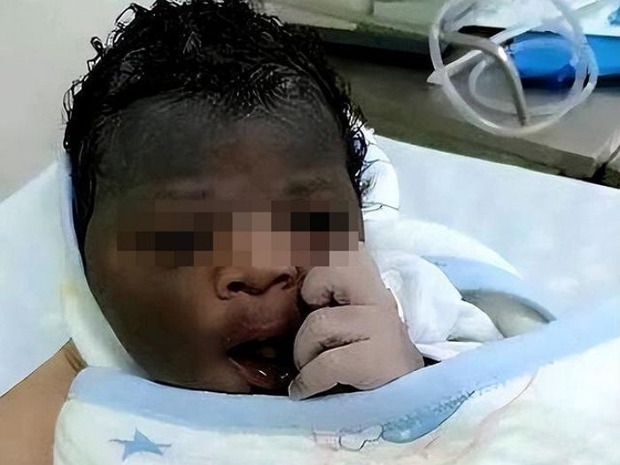 “아내가 피부 새카만 아기를 낳았는데 회사에 절친한 흑인 동료가 있답니다”