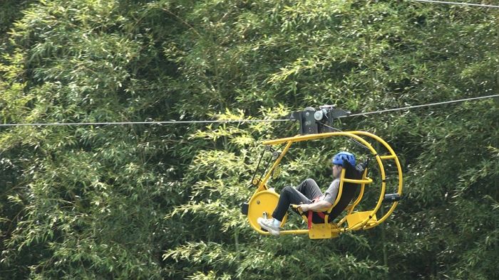 진주 월아산 숲속의 진주 ‘에코라이더’ 공중서 멈췄다...이용객 6명 20분간 공포에 떨어