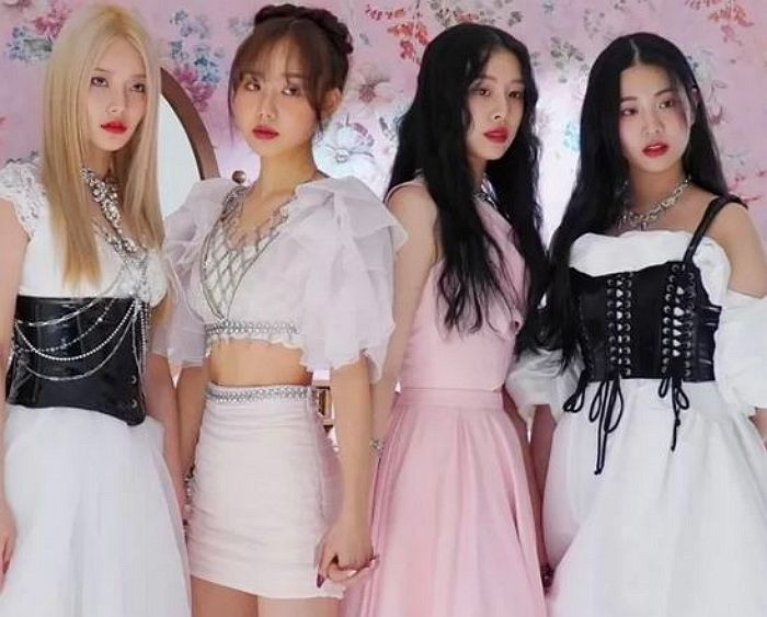 “피프티 피프티, ‘뉴진스 급’ 대형 광고 제안 받았는데...용역업체가 거절했다”