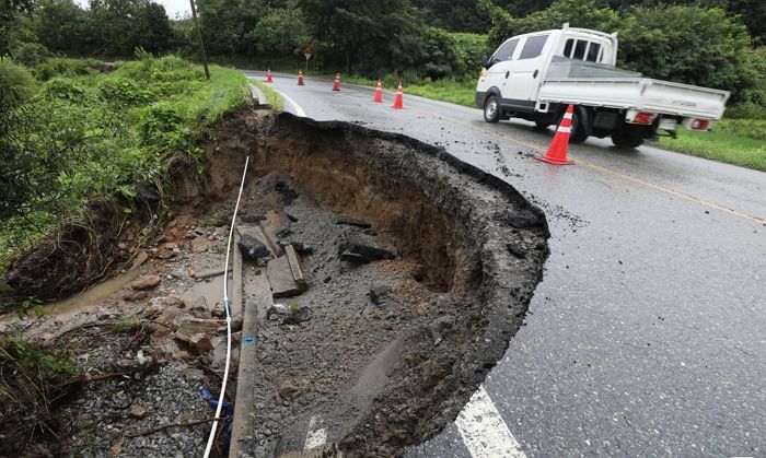 “아픈 아내 요양차 내려왔는데”...지방 내려간 지 5일 만에 ‘산사태’에 희생당한 노부부