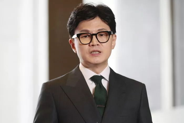 한동훈 장관의 칼대답에 20초간 노려본 박범계 민주당 의원