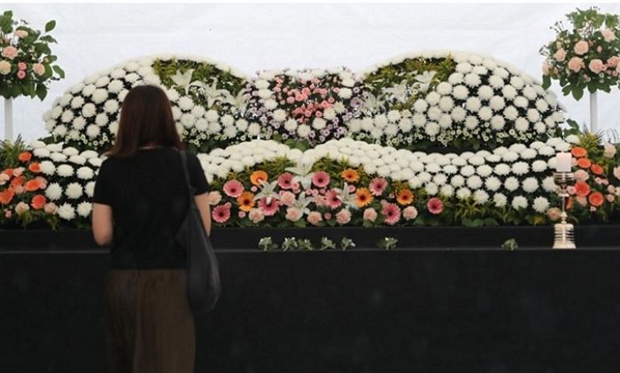 극단적 선택한 서이초 ‘새내기 교사’의 분향소, 설치 3일째인 오늘(23일) 운영 종료