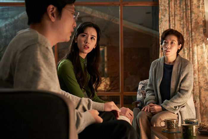 “부모님이 전 재산 털어 마련한 1억5천만원...결혼 자금으로 지원받은 남동생이 잠적했습니다”