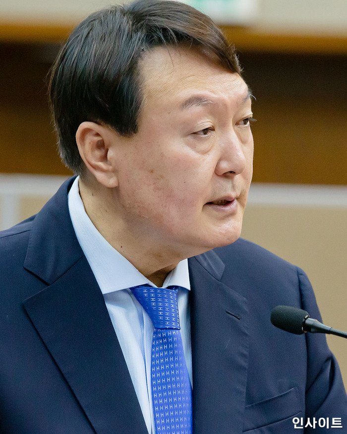 체코엔 원전, 폴란드엔 자주포 팔러 나토 정상회의 간 윤 대통령의 ‘세일즈 외교’