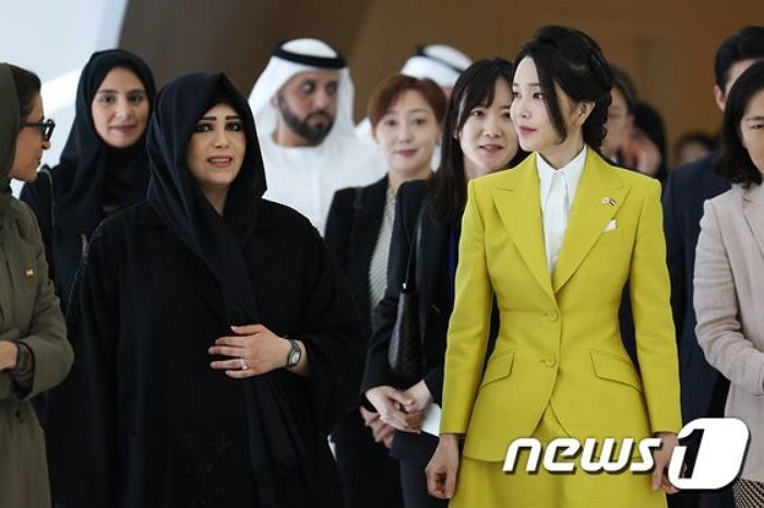 UAE에서 ‘만수르’와 친분 쌓은 김건희 여사...“한국 오면 방문지 소개”