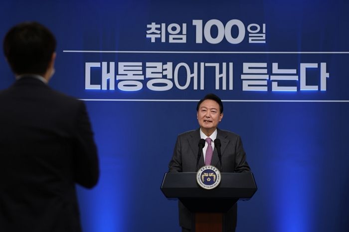 취임 100일 기자회견서 윤석열 대통령이 대답 회피한 ‘세가지 질문’