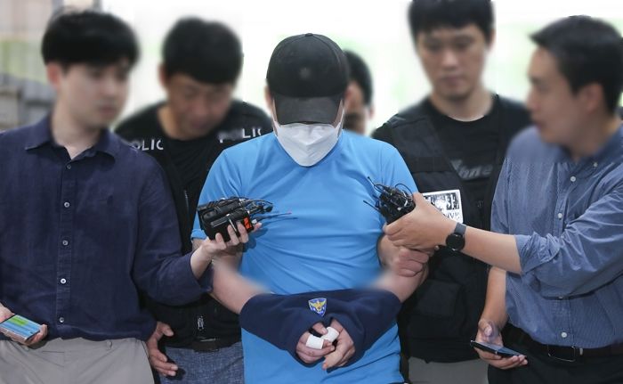 신림역 살인마에게 “칼 버리세요” 존댓말 한 경찰 논란...전문가는 이렇게 판단했다