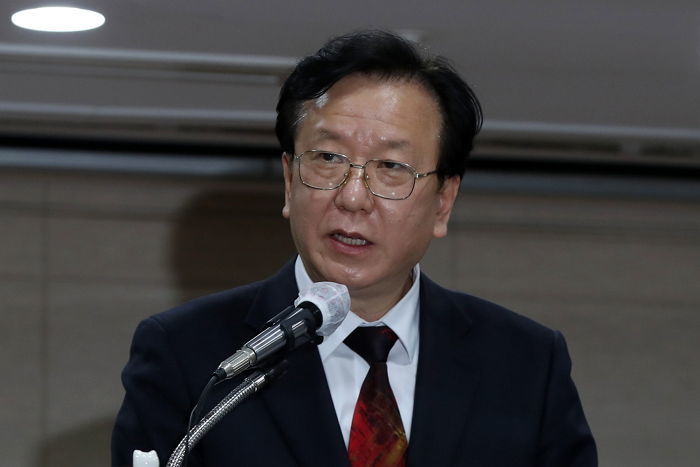 ‘병역 의혹’ 정호영 아들, 재검도 4급 판정...“2015년과 동일 소견”