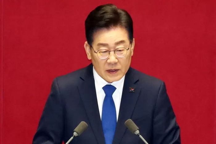 “서로 모른다더니”... 이재명-김성태, 각각 모친상 때 측근들이 ‘대리 조문’했다