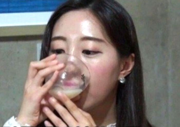 방송에서 ‘막걸리 16잔’ 마시고 눈 풀려버린 아나운서, 홍보 제대로 했다 (영상)