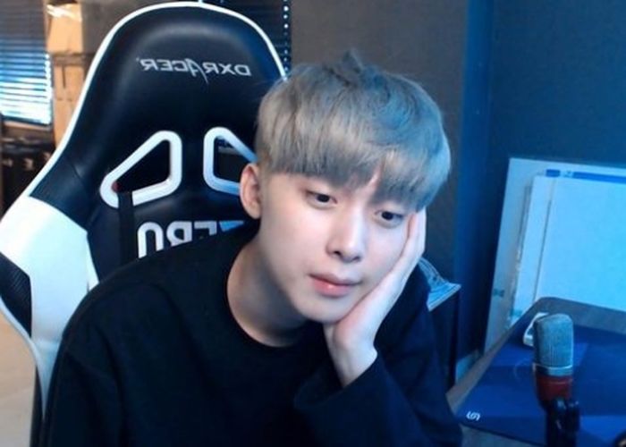 “어떻게 이런 일이...” BJ 뜨뜨뜨뜨가 팬들에게 전한 긴급 공지