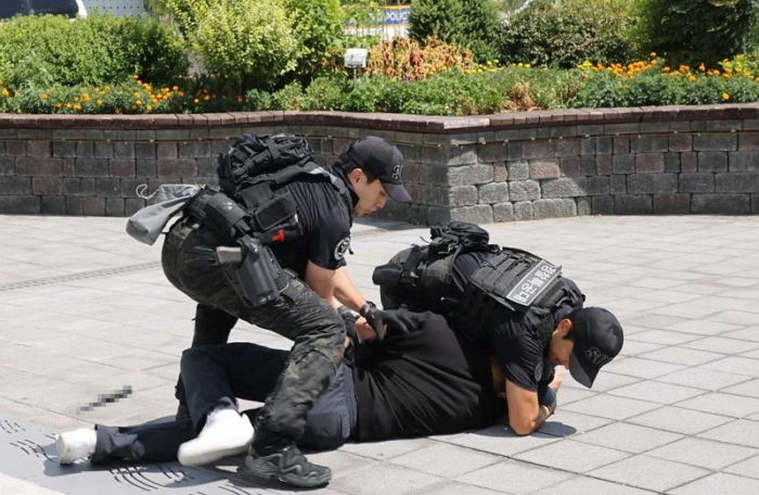 ‘살인 예고 글’ 절반 이상이 10대...경찰 “촉법소년도 성인과 똑같게 협박 혐의 적용”