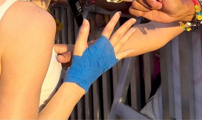 “관객들이 갑자기 가슴 만져”...일본 공연서 성추행 당했다 고백한 DJ소다