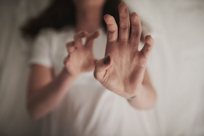 대낮 서울 신림동의 공원서 ‘너클’ 이용한 강간·폭행 사건 발생...피해 여성 생명 ‘위독’