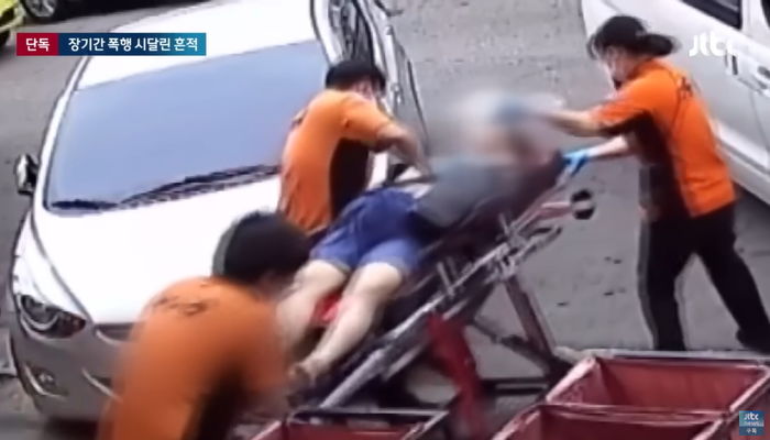 “힘겨루기 하다 헤드록 걸려 세상 떠난 줄 알았던 28살 아들...알고 보니 노예처럼 착취 당했습니다”