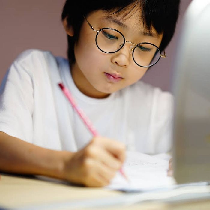 “멍청한 X신 X끼”...IQ 204 ‘영재’ 백강현의 아빠가 공개한   ‘학폭’ 수준